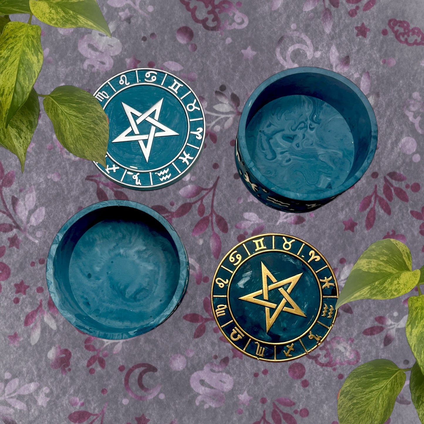Trinket Box - Teal Star and Horoscopes Detail
