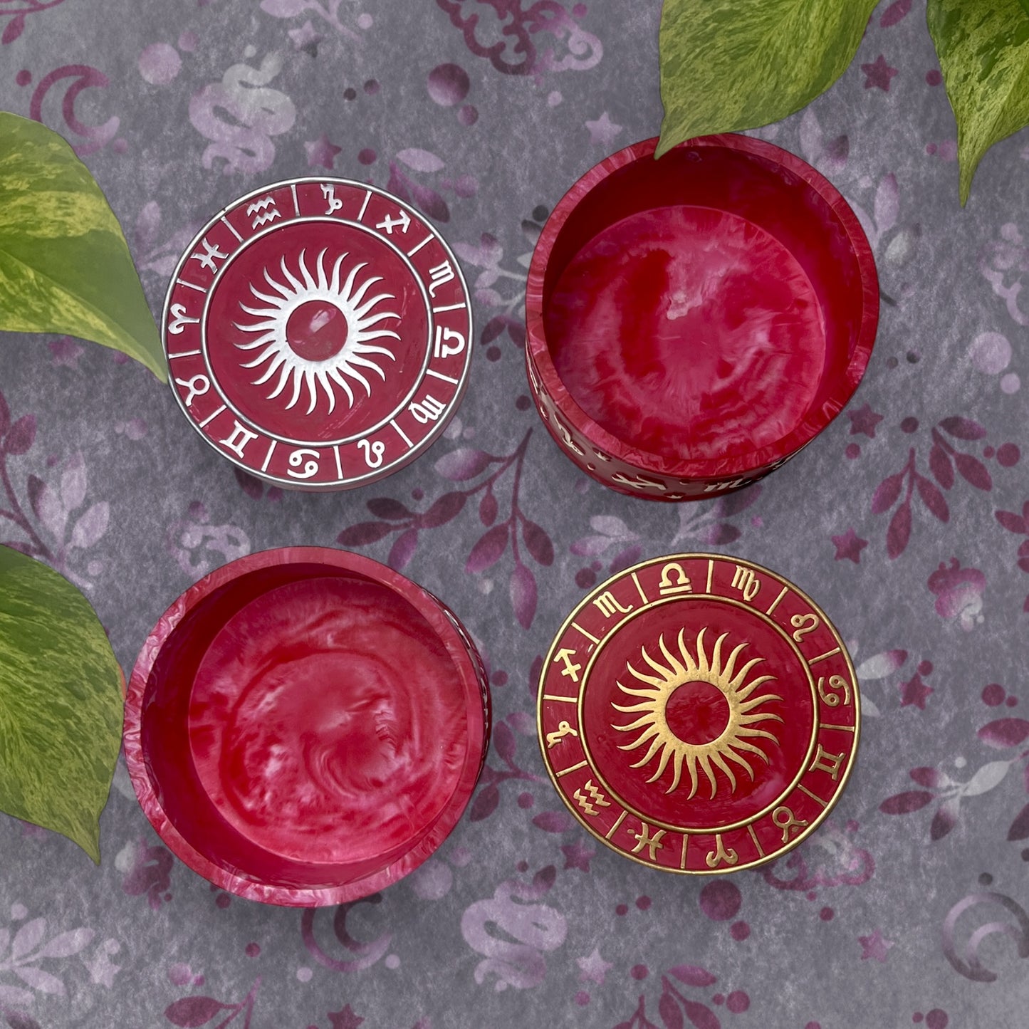 Trinket Box - Magenta Sun and Horoscopes Detail