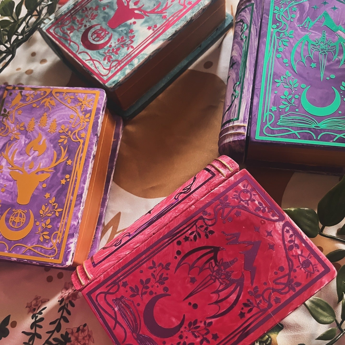 Officially licensed Sarah J Maas themed Trinket Book - The Court of Terrasen