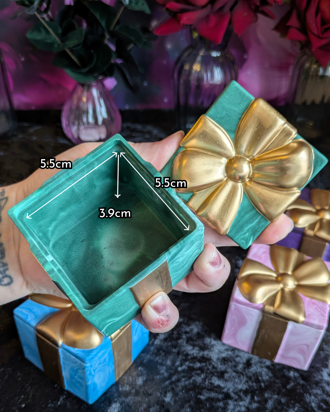 Gold Present Trinket Box