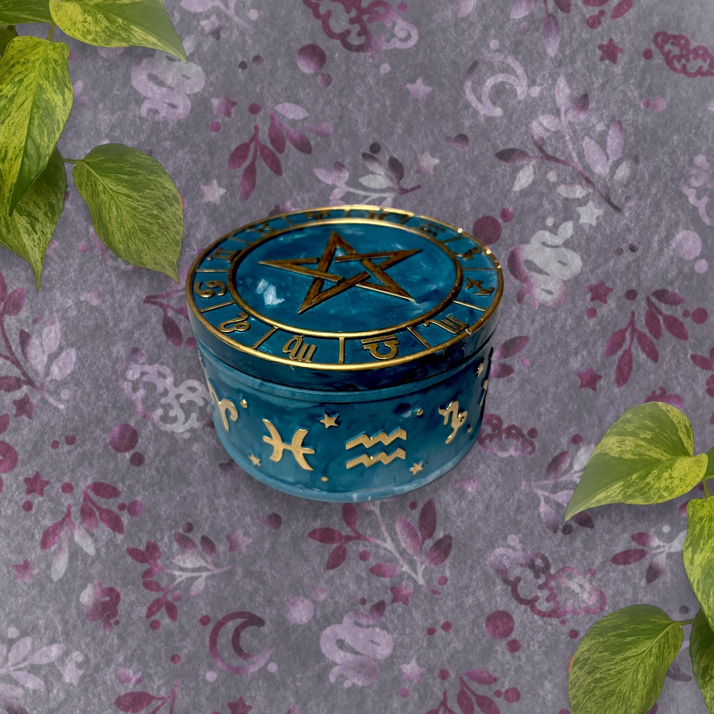 Trinket Box - Teal Star and Horoscopes Detail