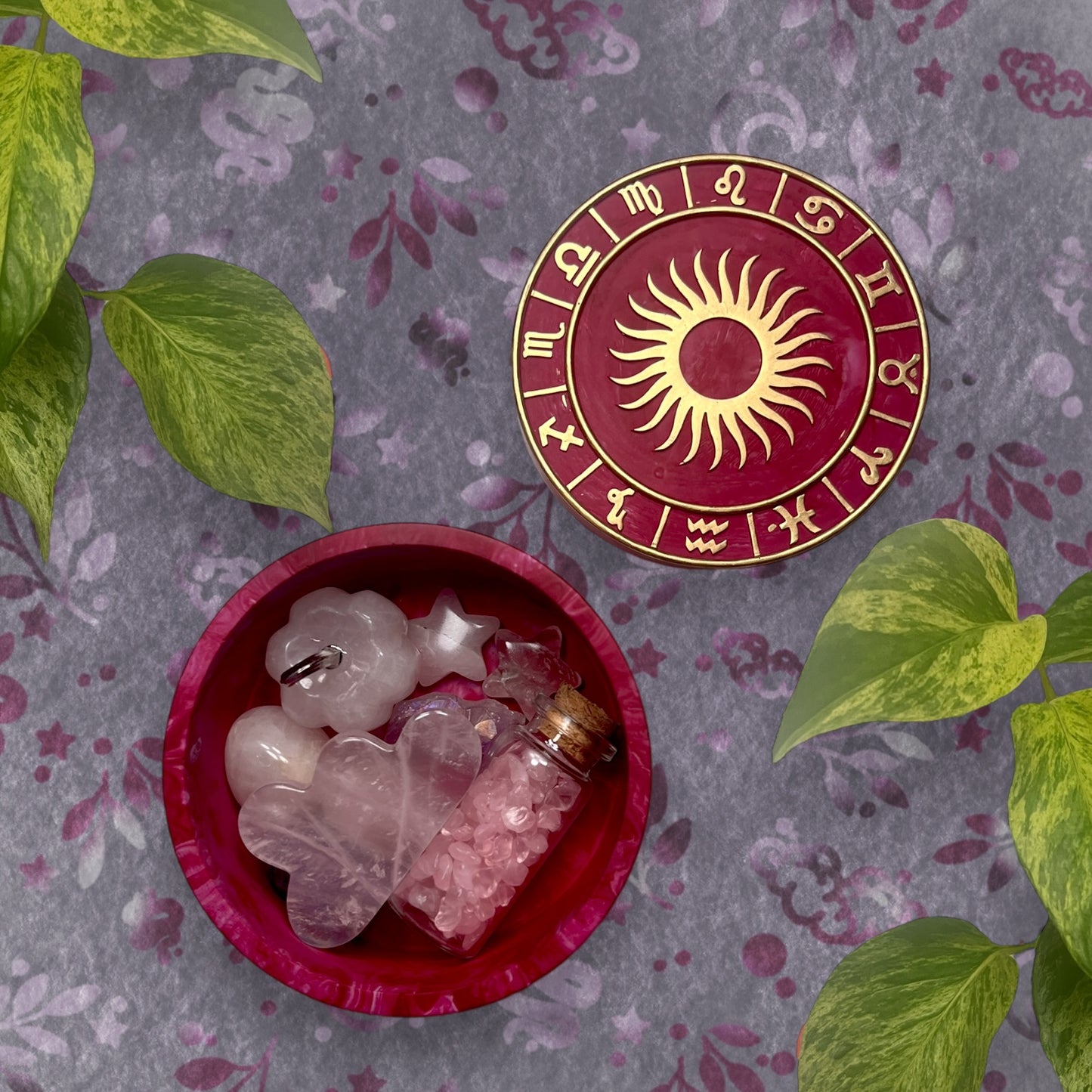 Trinket Box - Magenta Sun and Horoscopes Detail