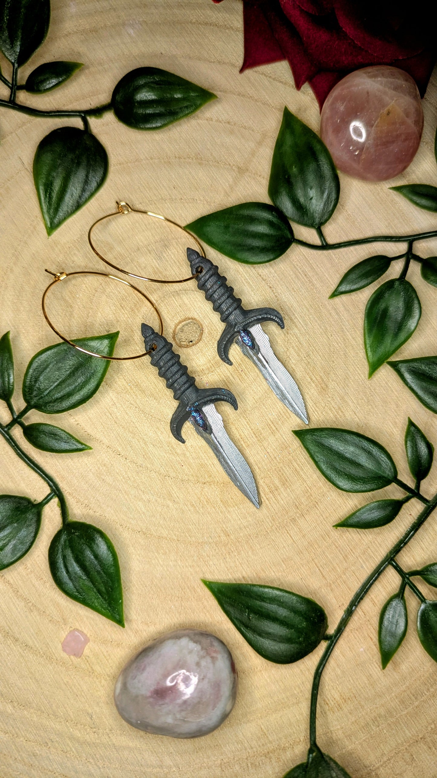 Violence Dagger Earrings - DRACOLOGY collection