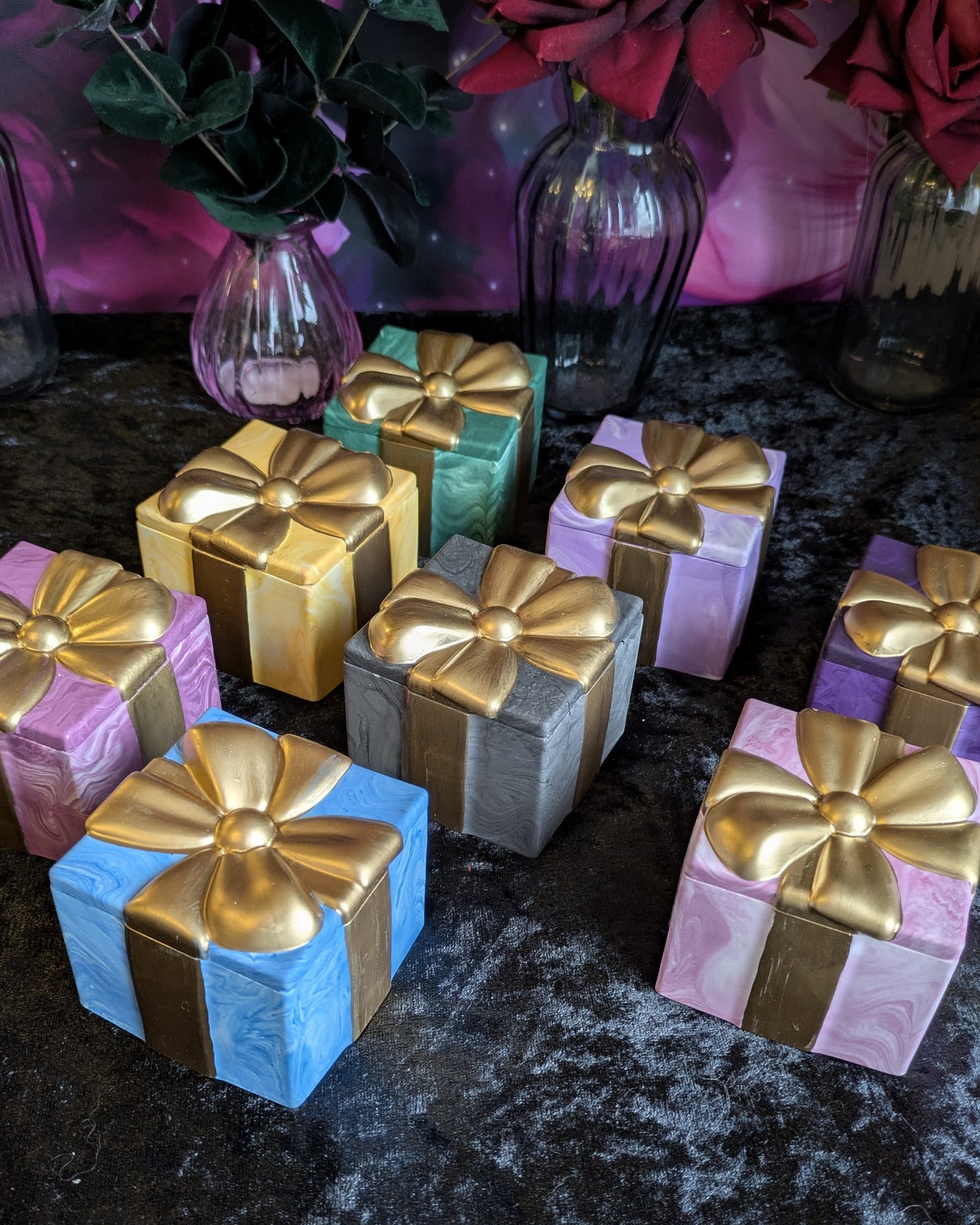 Gold Present Trinket Box