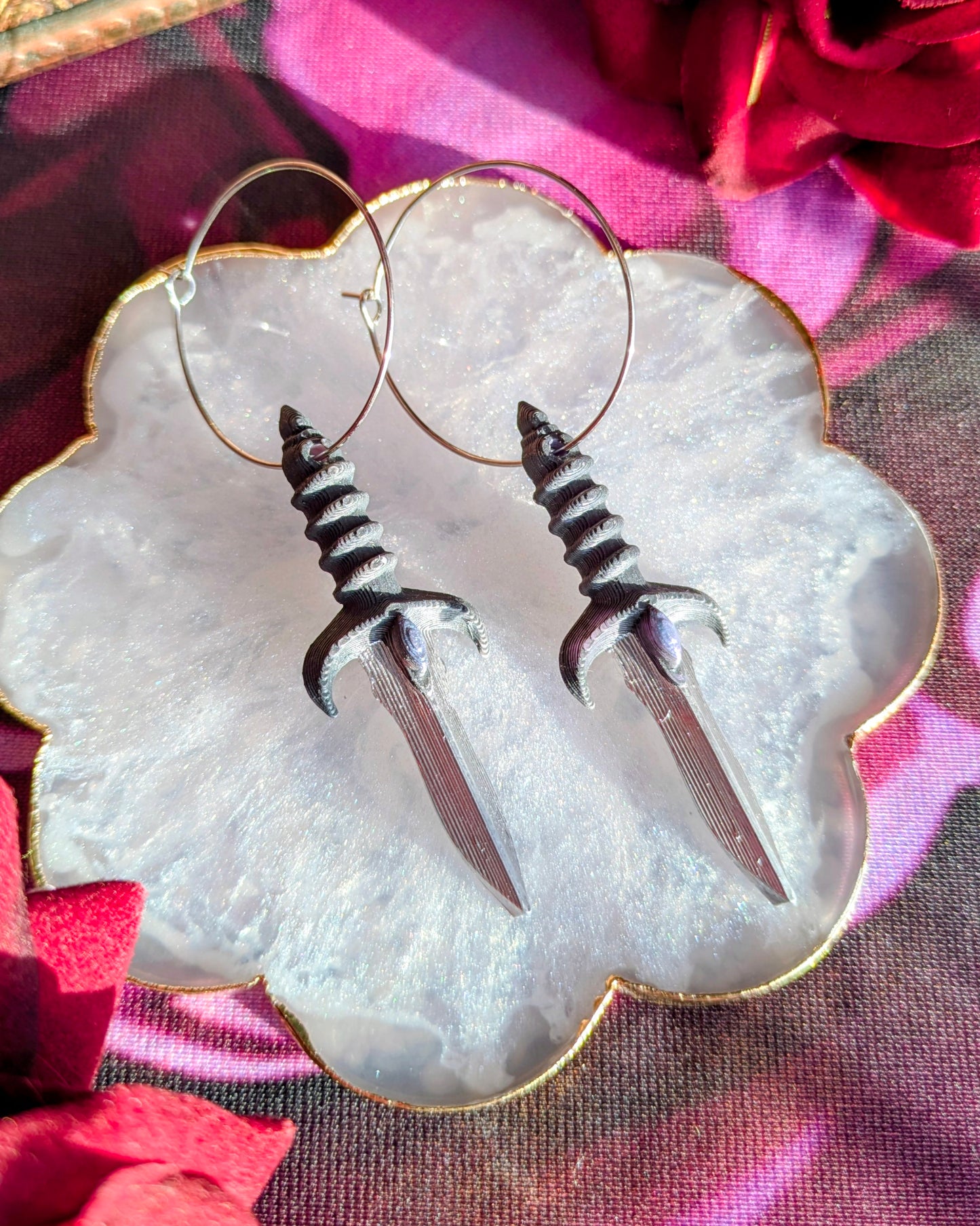 Violence Dagger Earrings - DRACOLOGY collection