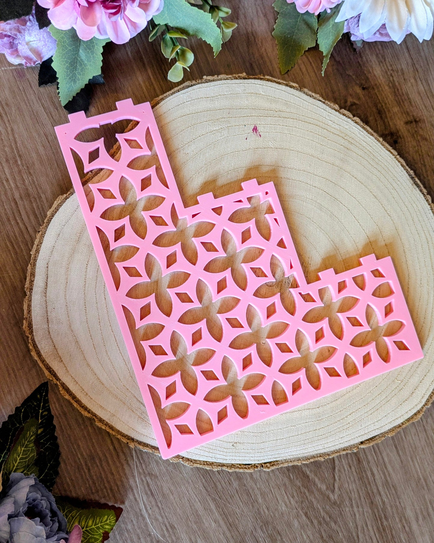 Floral Pattern Vertical Stands