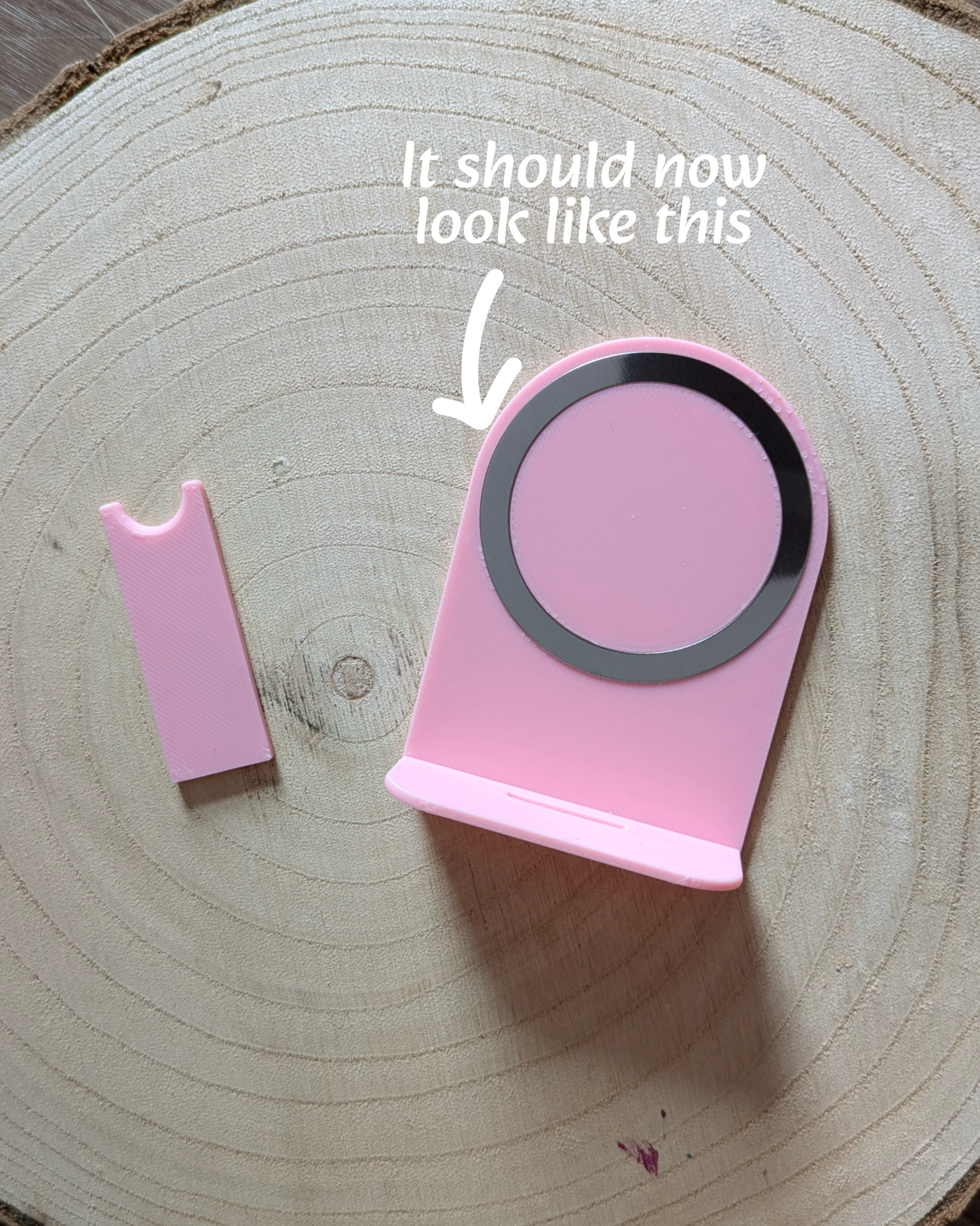 Freestanding Kindle Grip Stand