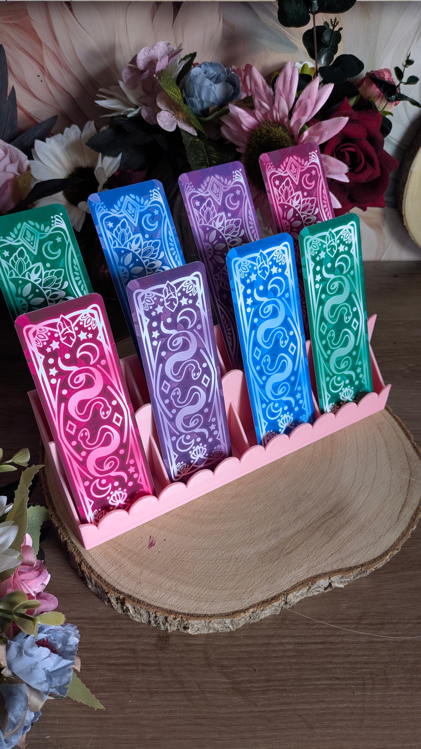 The Scalloped Tray Shelf