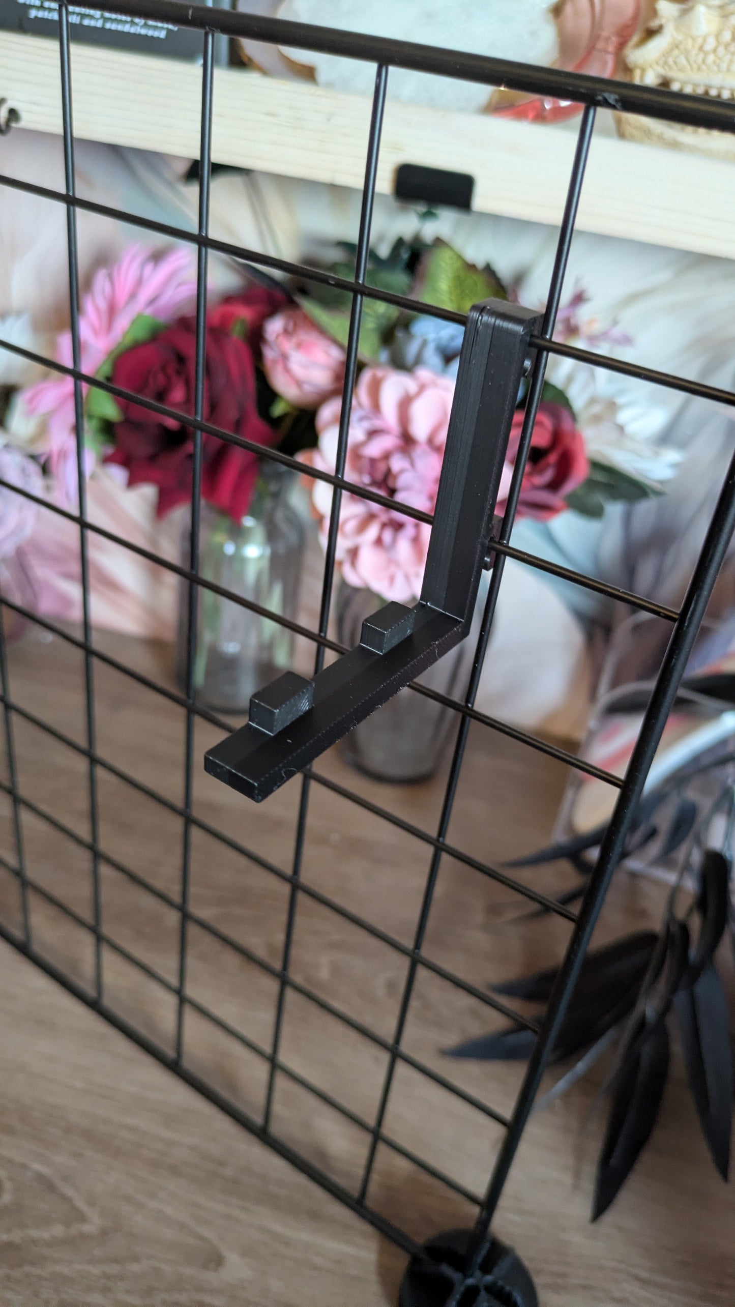 The Simple Grid Wall Brackets