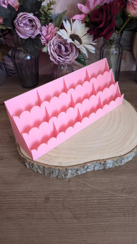 The Scalloped Three Tier Tray Shelf