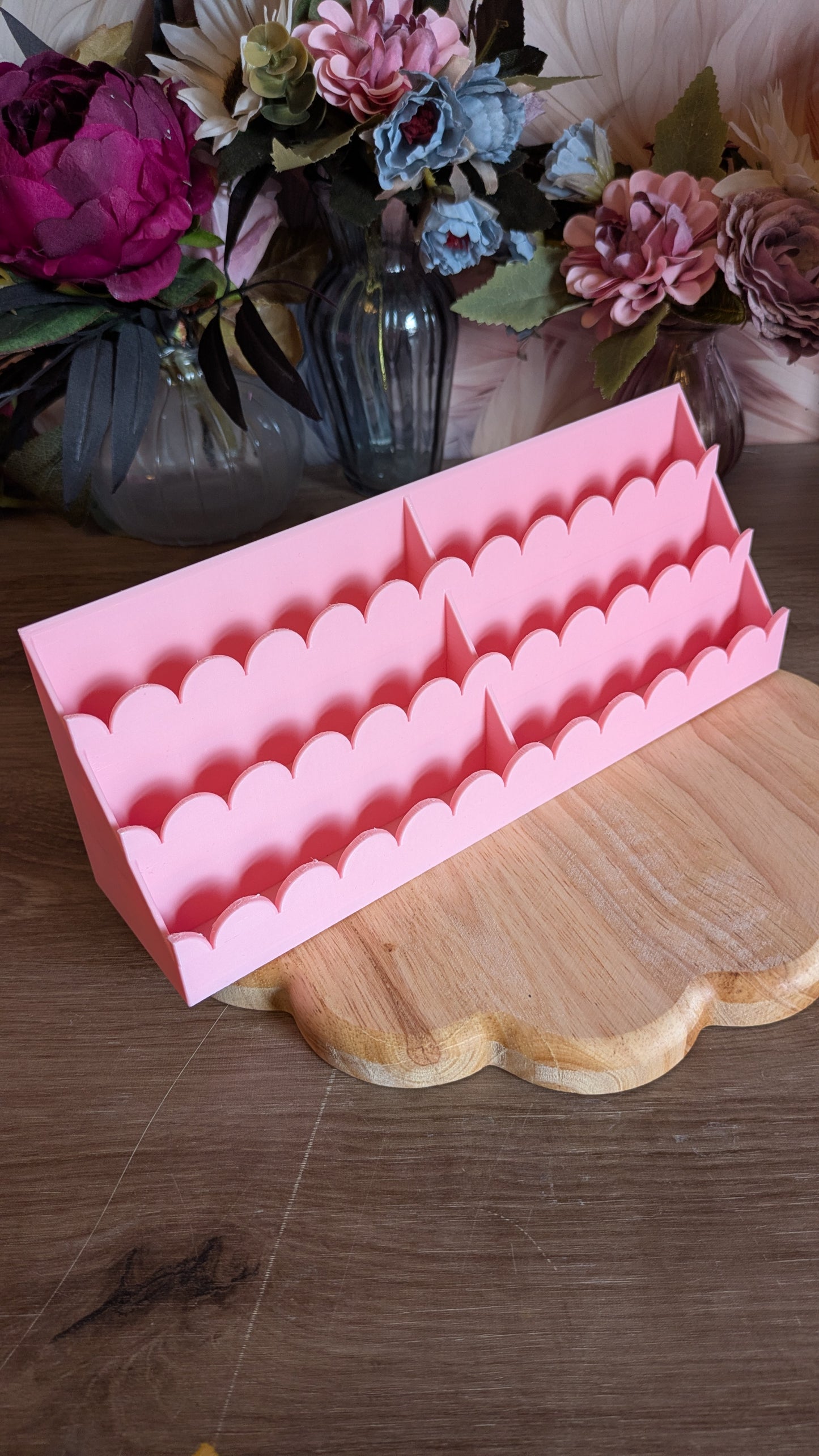 The Two Section Three Tier Scallop Shelf