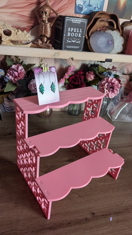 The Scalloped Slotted Shelf