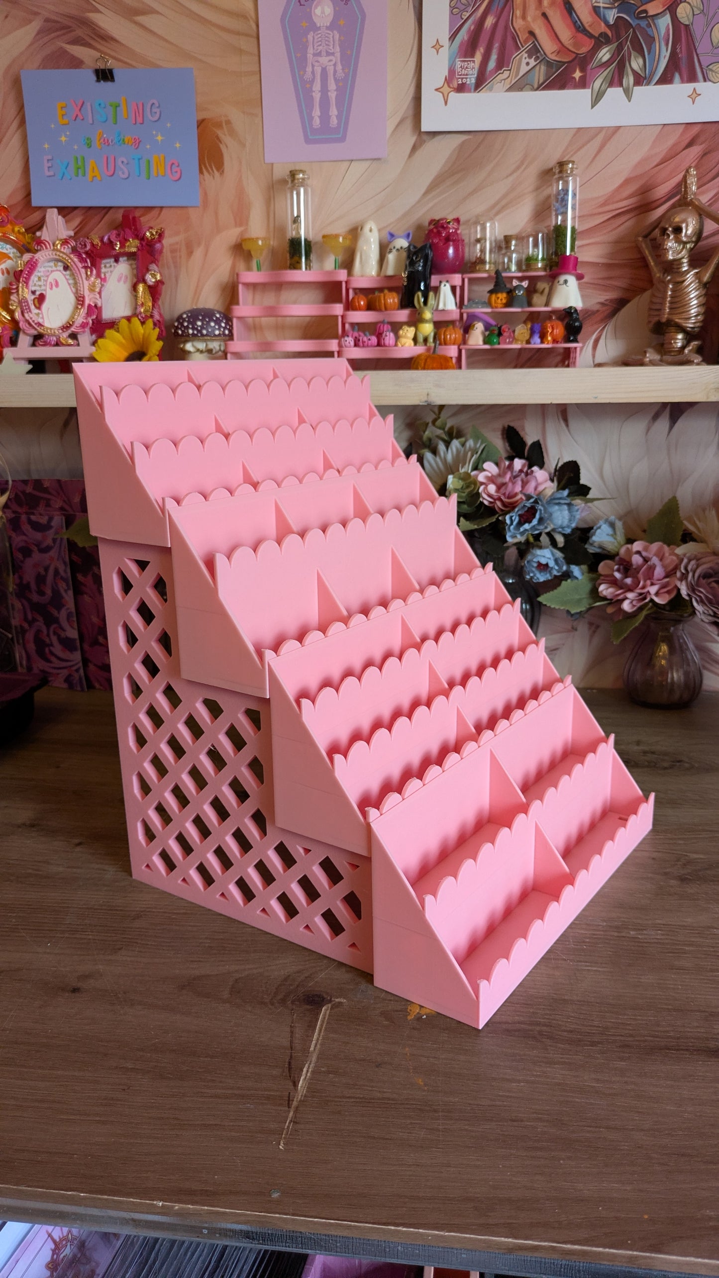 The Two Section Three Tier Scallop Shelf