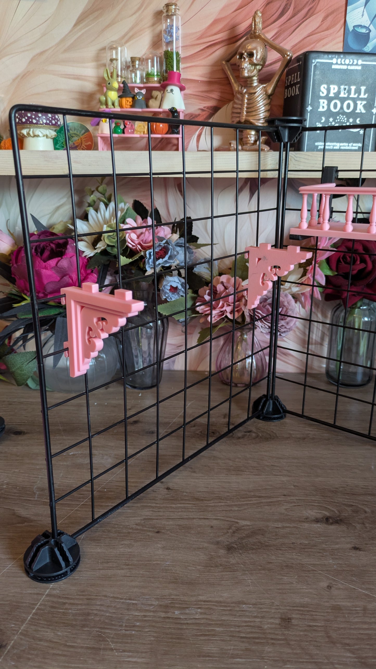 The Vintage Grid Wall Brackets
