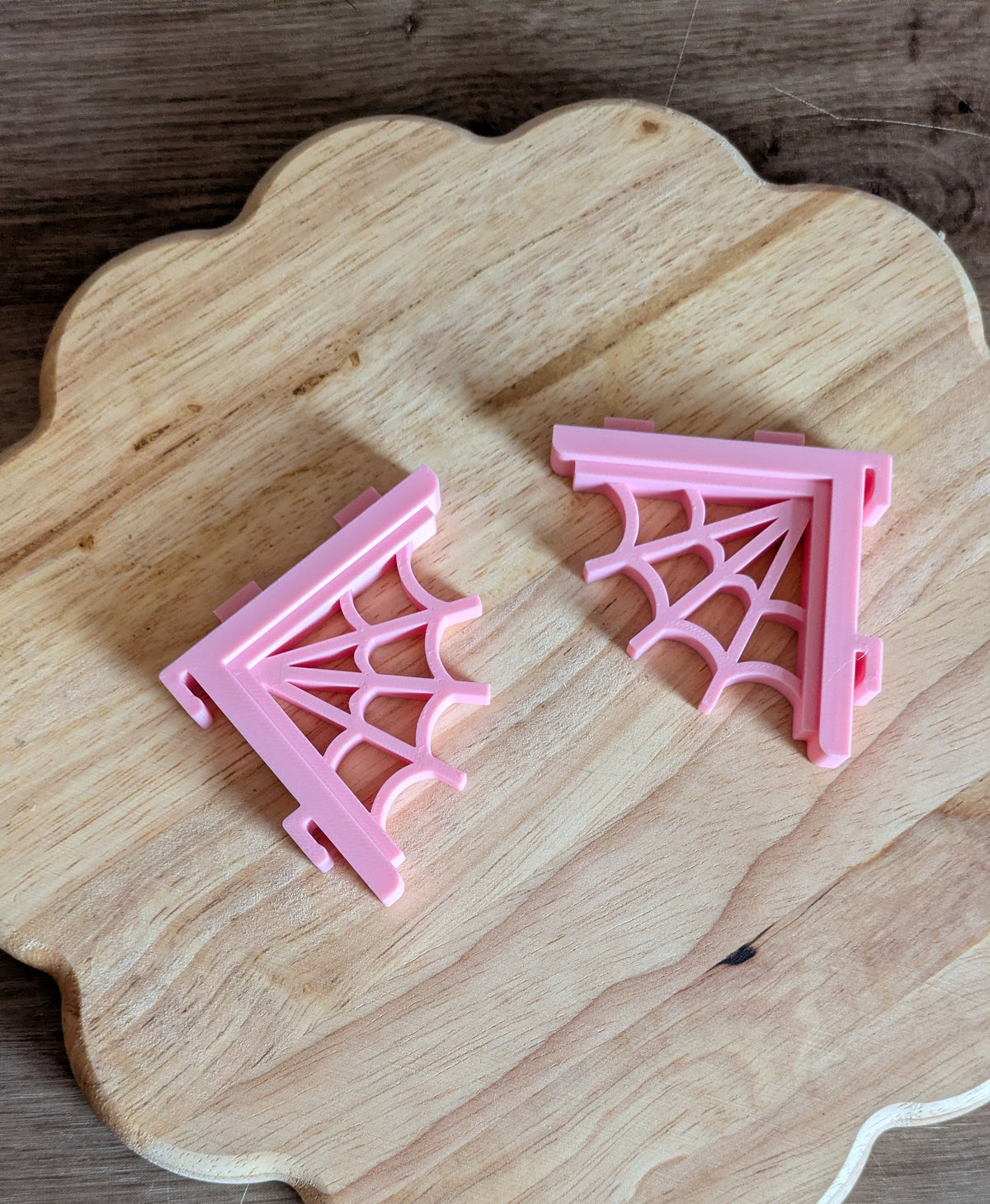 The Spiderweb Grid Wall Brackets